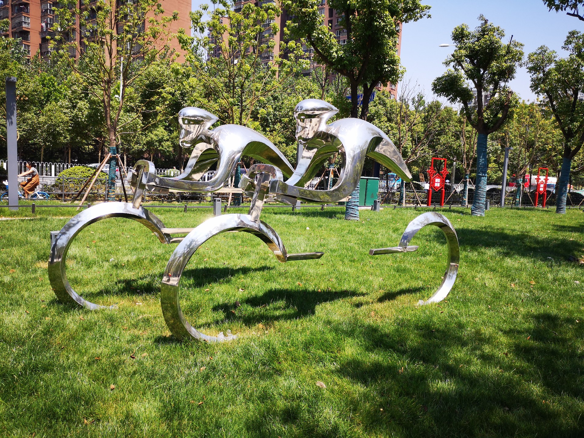 不锈钢雕塑运动雕塑自行车雕塑小品