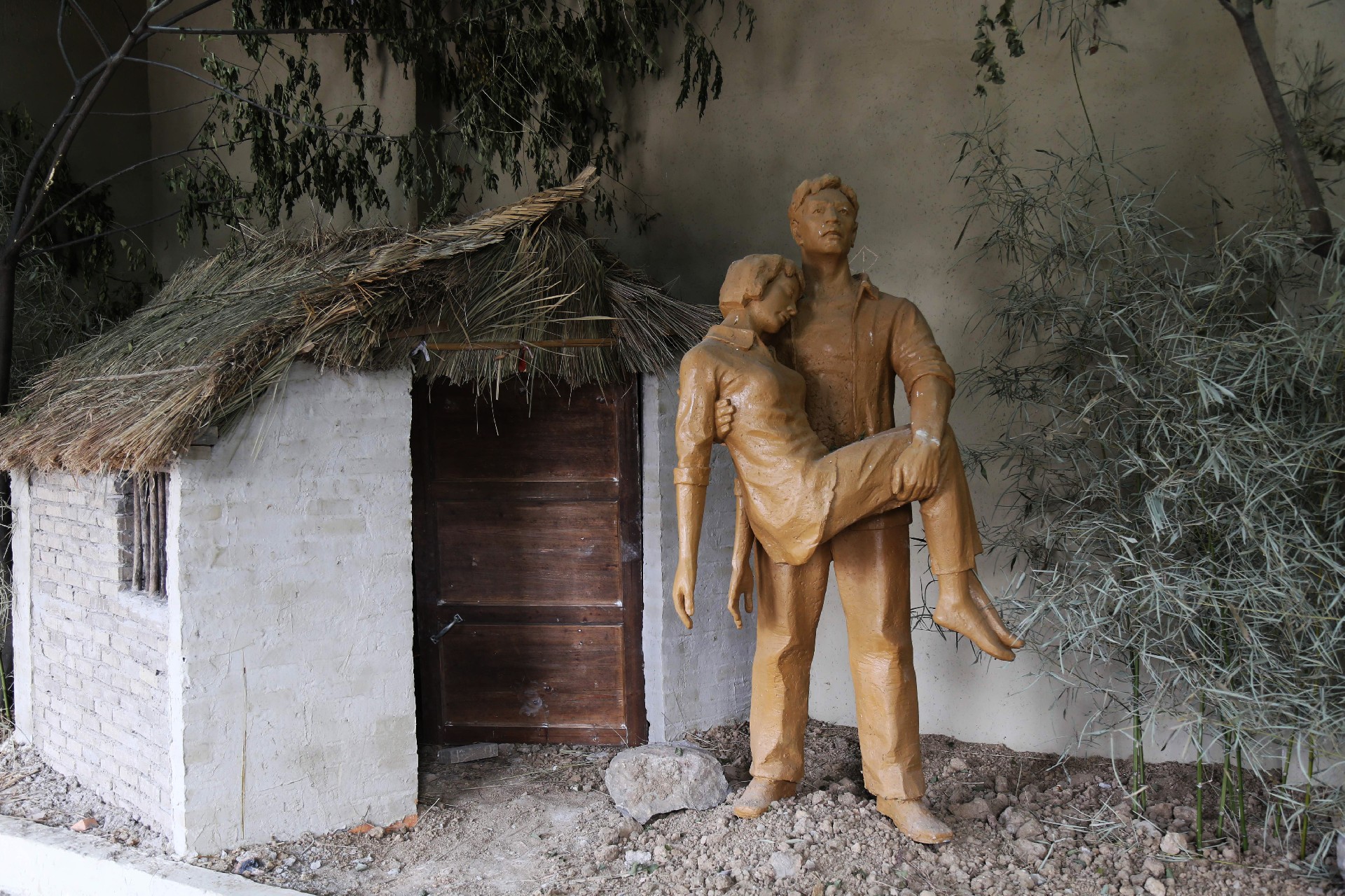 1755829649209293.jpg 37.jpg