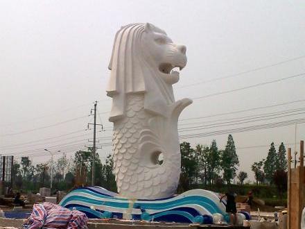 合肥玻璃钢雕塑加工制作《鱼尾狮》